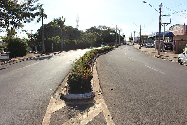 DER atende apelos e transfere avenida Arapuã para o município